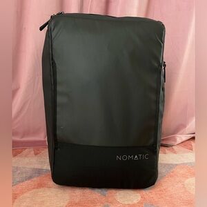 Nomatic Black 30L Backpack